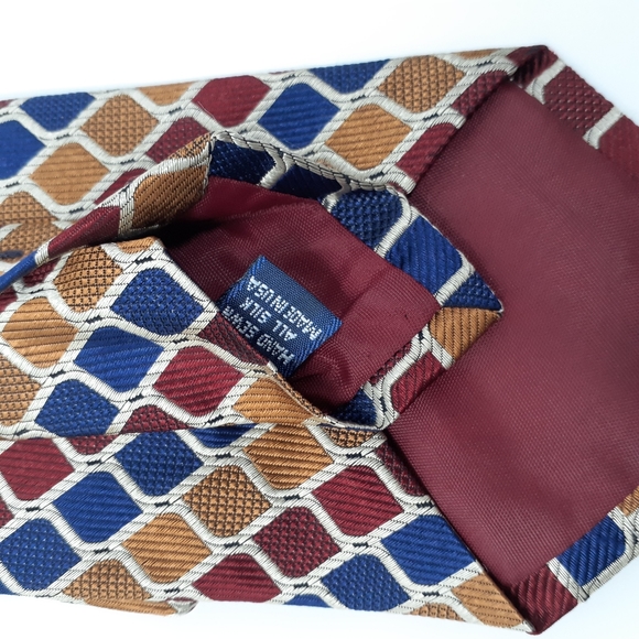 JOS.A.BANK Geometric Design Silk Tie - Picture 6 of 9